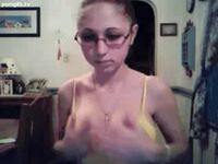 Nice Boobs/stiff Cock - Emo Girl Big Boobs - Super Tetona En Webcam